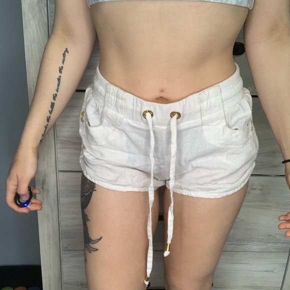 Shorts - Picture 5 of 5
